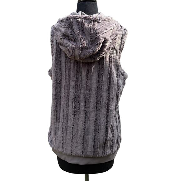 The North Face Furlander Faux Fur Hooded Vest Gray L NWOT - Picture 3 of 11